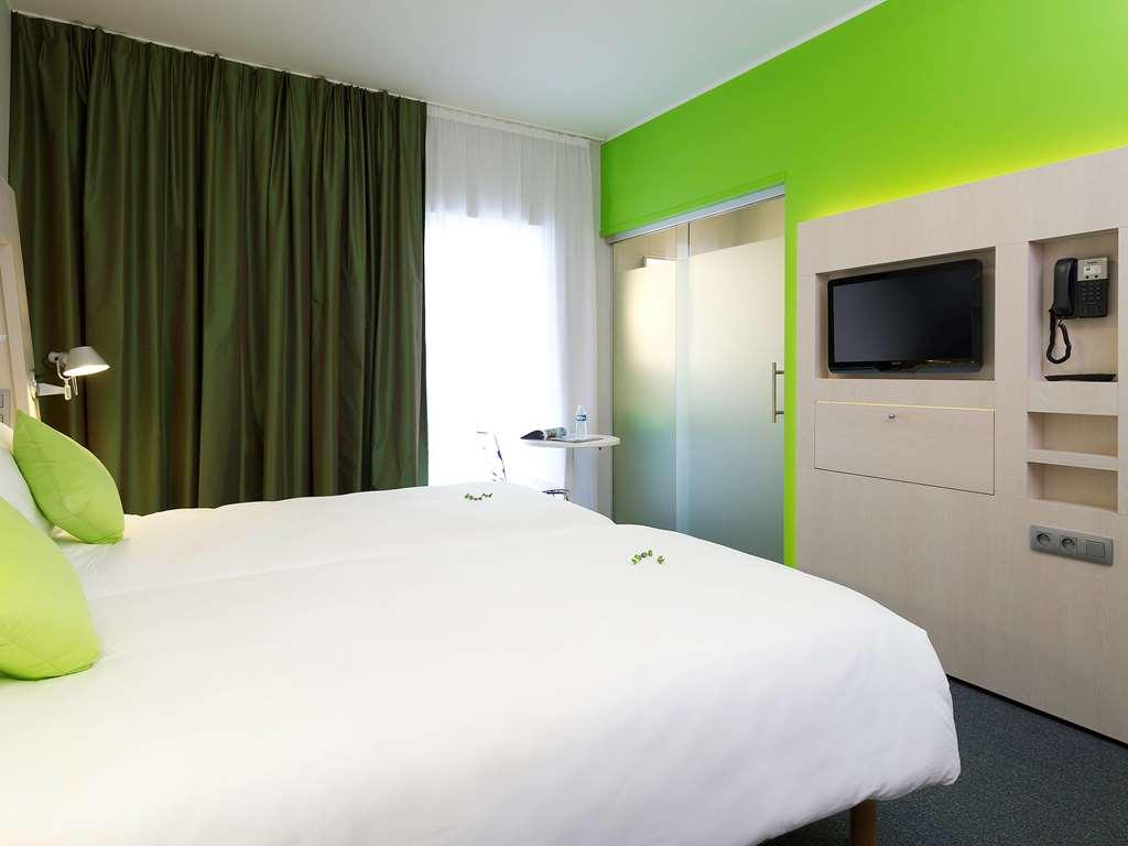 Ibis Styles Nivelles Otel Oda fotoğraf